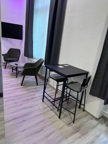 GARSONKA - PRONÁJEM