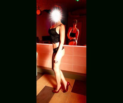 Natty Sexy společnice