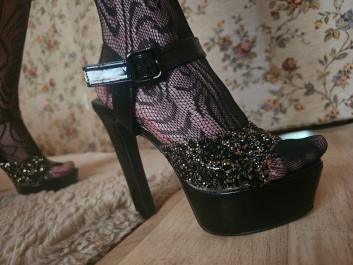 mazlivá subinka Míša